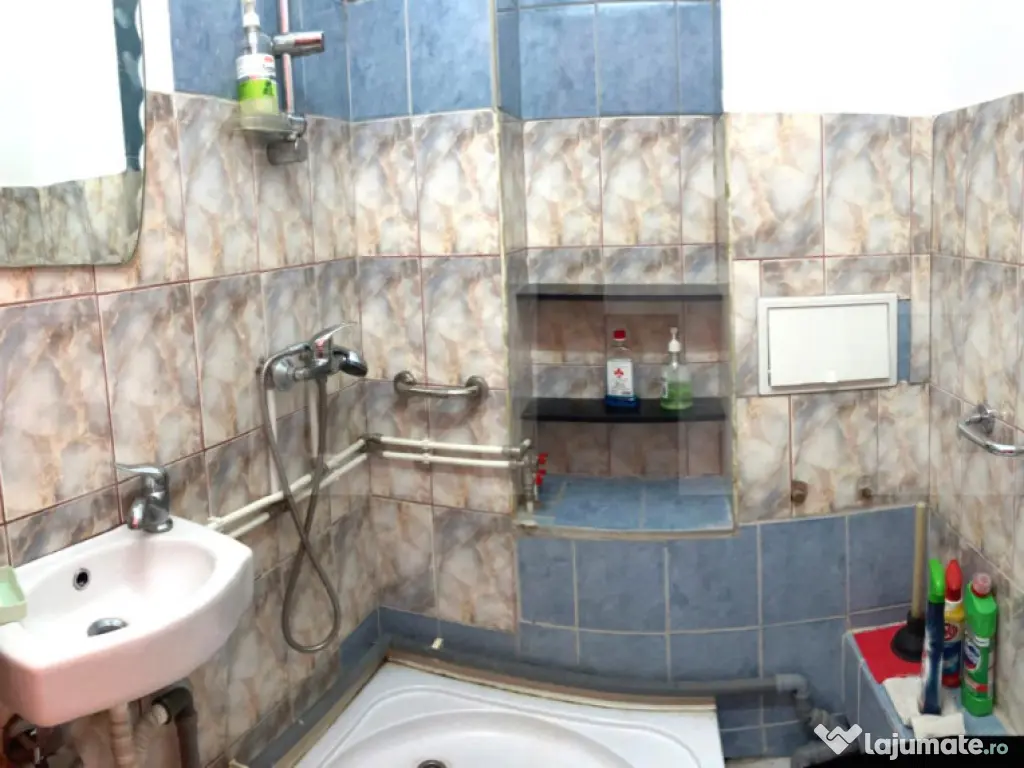 Apartament cu 1 cameră, 26 mp, zona Rogerius