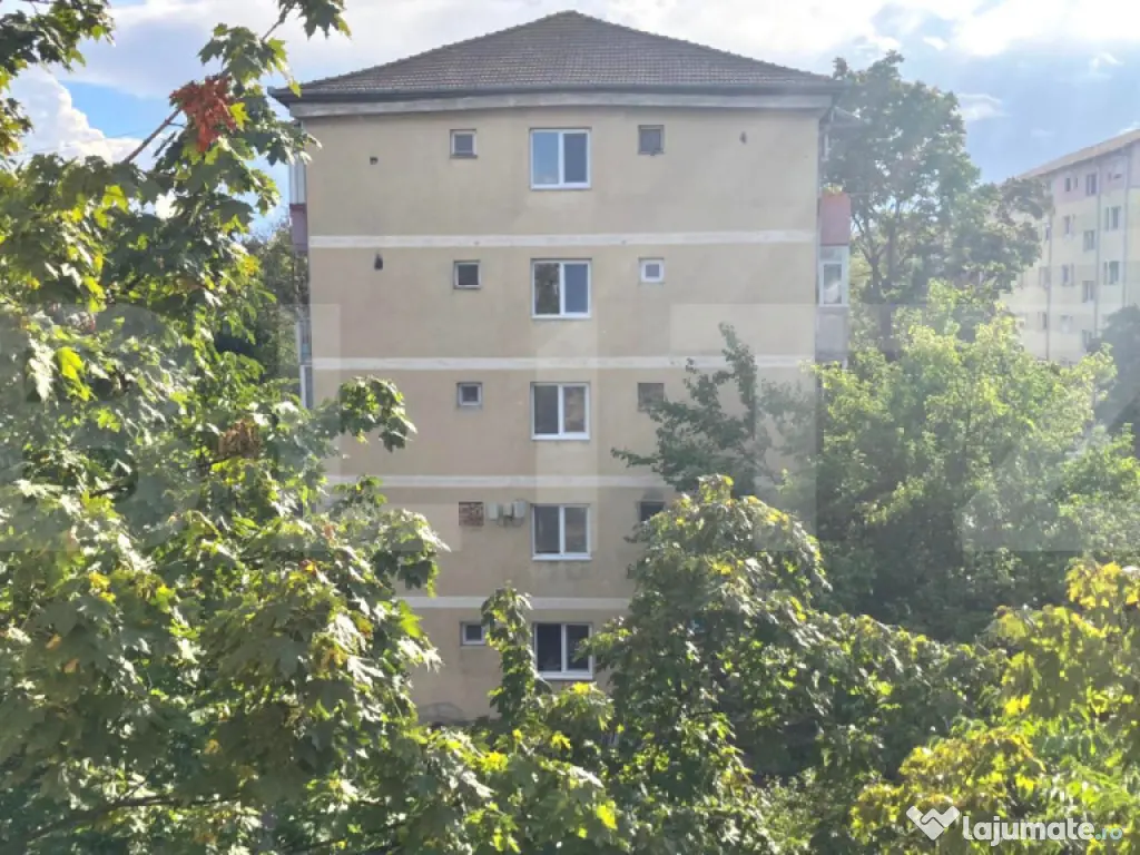 Apartament cu 1 cameră, 26 mp, zona Rogerius