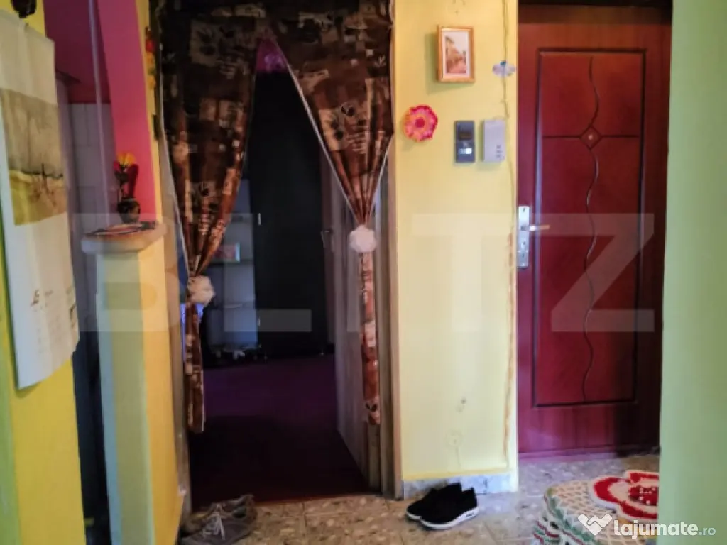 Apartament 3 camere, 55 mp, plus garaj zona Minerului