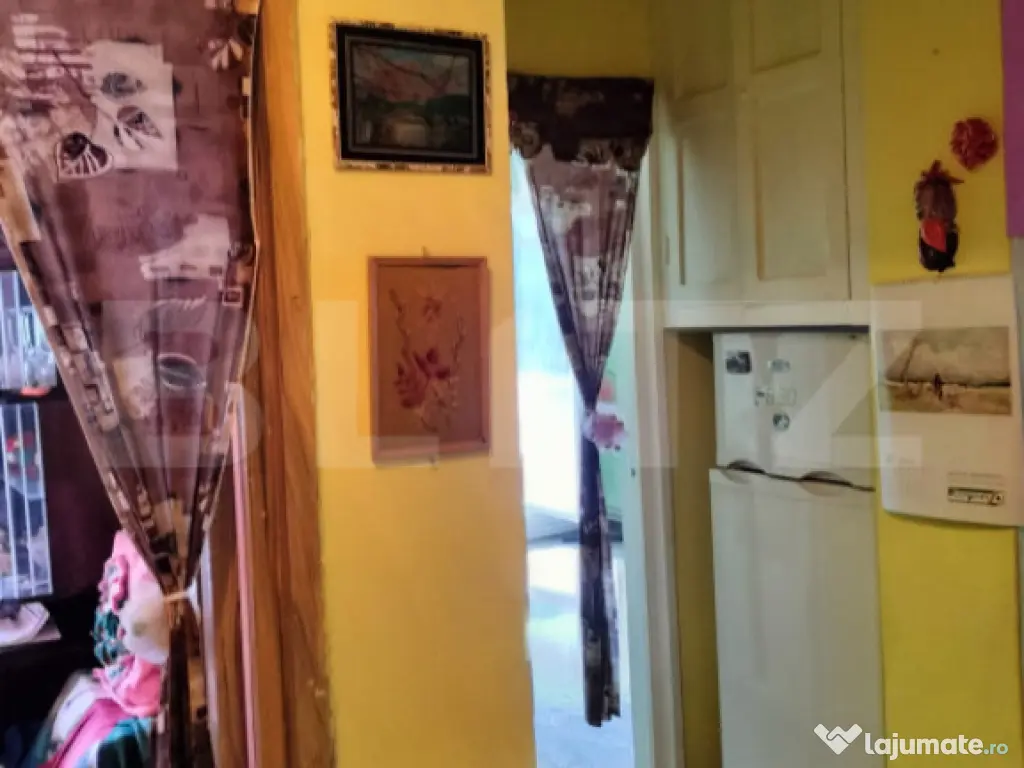 Apartament 3 camere, 55 mp, plus garaj zona Minerului