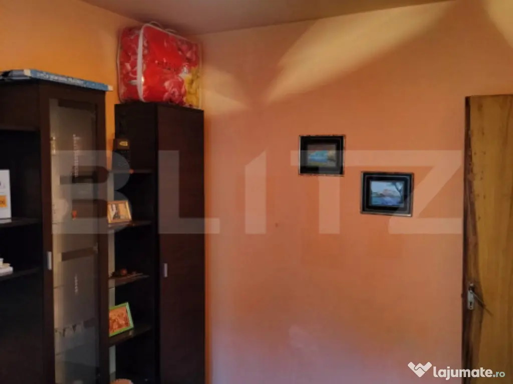 Apartament 3 camere, 55 mp, plus garaj zona Minerului