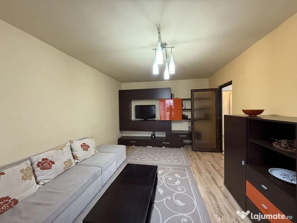 Apartament 2 camere decomandate, Tomis Nord-Rovere