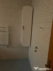 Apartament 2 camere, Chear pe Bdul. Tineretului. 