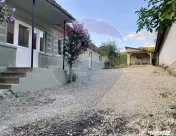 Casă / Vilă cu 5 camere de vânzare