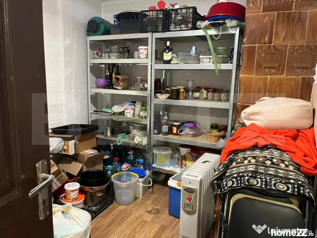 Casa primitoare pe parter, 456 mp teren, zona Facai