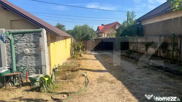 Casa primitoare pe parter, 456 mp teren, zona Facai - Craiova (Dolj)