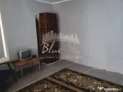 Teren cu casă demolabilă sau renovabila în Valu lui Traia 