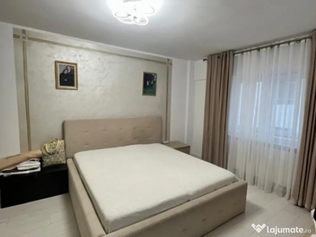 Apartament 3 camere, 80 mp, etaj 3 ,Radauti