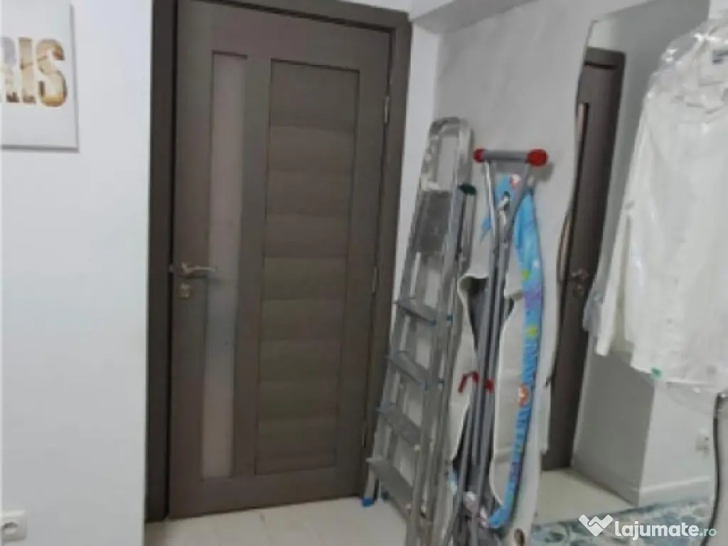 Apartament 3 camere, 80 mp, etaj 3 ,Radauti