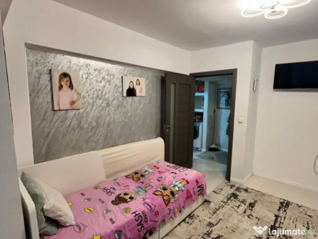 Apartament 3 camere, 80 mp, etaj 3 ,Radauti