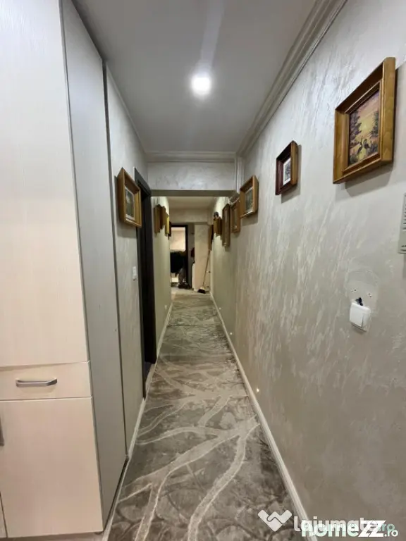 Apartament 3 camere, 80 mp, etaj 3 ,Radauti