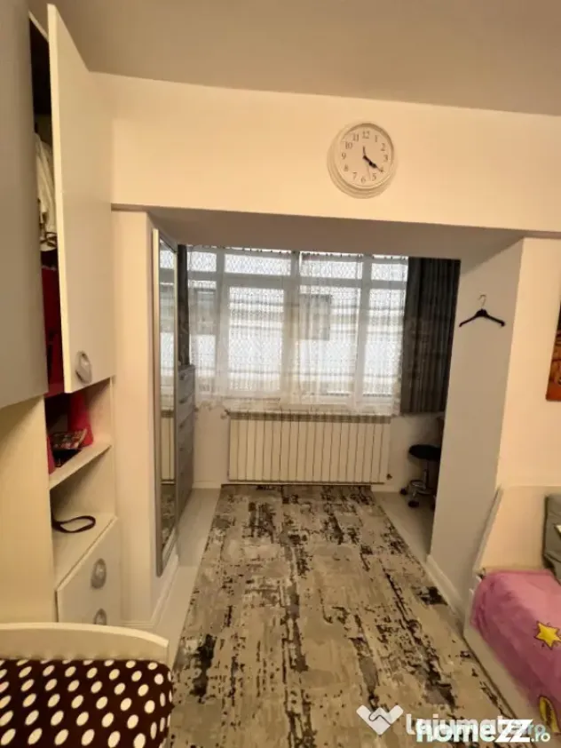 Apartament 3 camere, 80 mp, etaj 3 ,Radauti