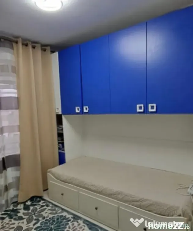 Apartament 3 camere, 80 mp, etaj 3 ,Radauti