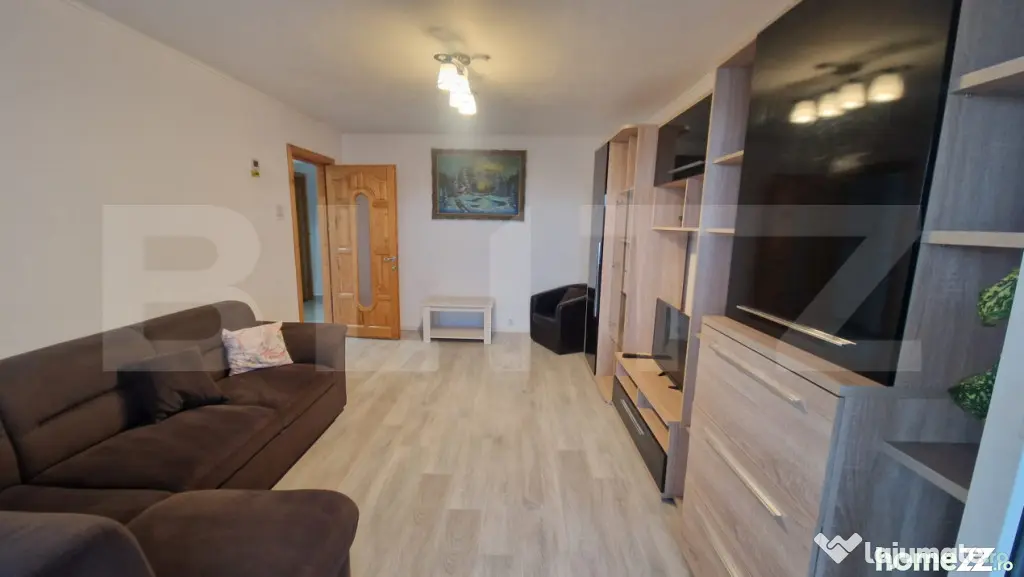 Apartament cu 3 camere decomandate, 68 mp, bloc renovat si i - Brasov (Brasov)