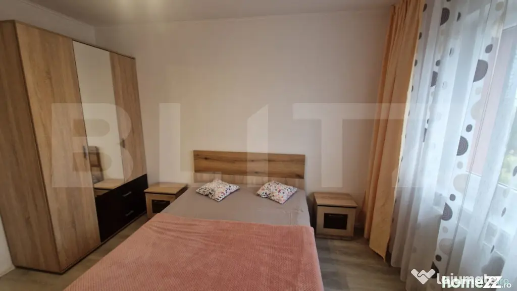 Apartament cu 3 camere decomandate, 68 mp, bloc renovat si i - Brasov (Brasov)