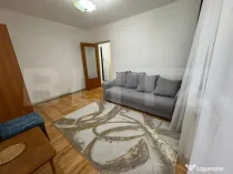 Garsoniera de inchiriat, 25 mp, Bradet