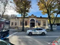 Cladire cu un aspect aparte de inchiriat in Centrul Focsaniu