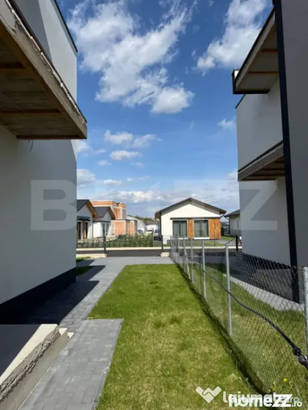 Duplex 129 mp, teren de 595 mp, la doar 20 de minute de cond