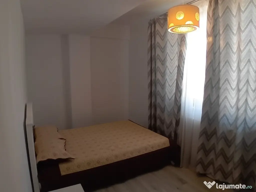 Apartament 3 Camere Bloc Nou