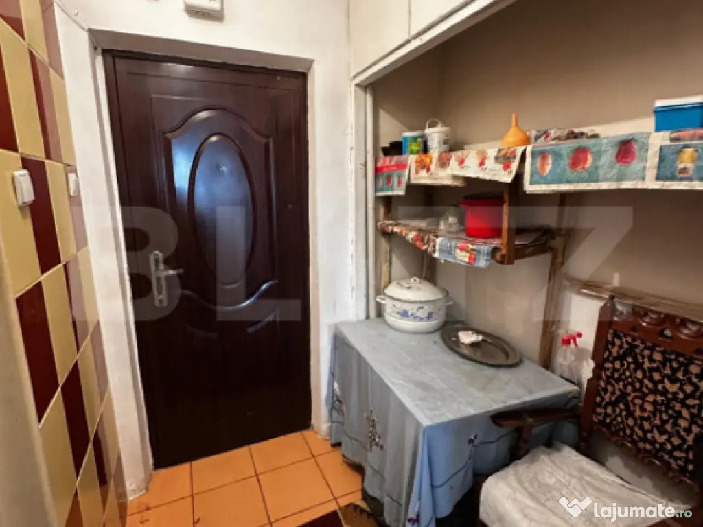 Garsoniera semidecomandata, 32 mp, zona Brazda