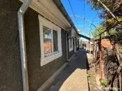 Casa zona sos:Rm Sarat 