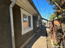 Casa zona sos:Rm Sarat