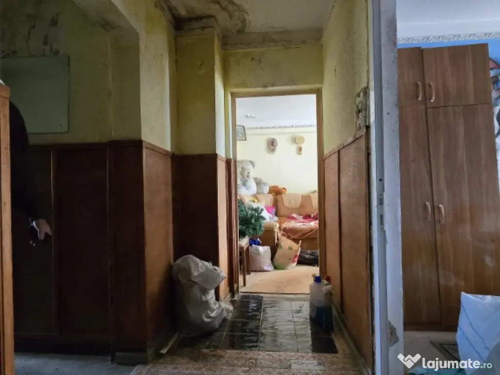 Apartament 4 camere str FRASINULUI -86,5mp