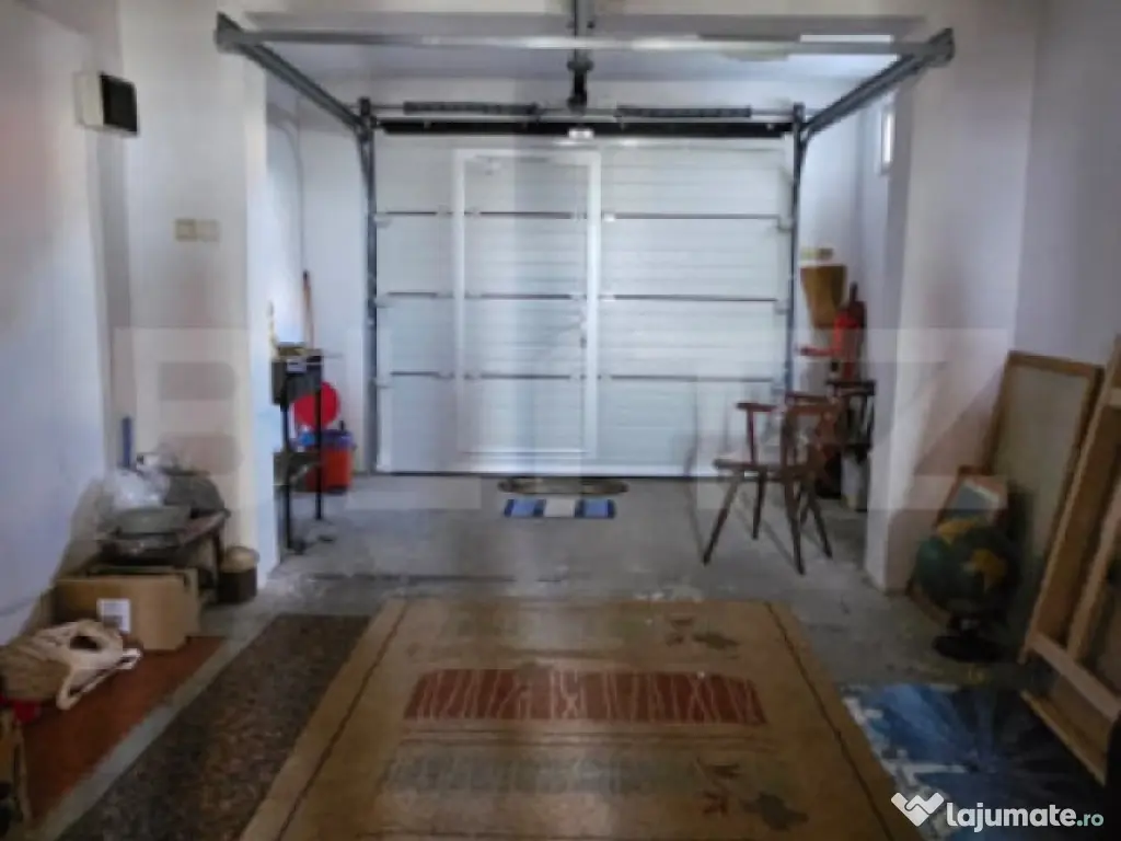 CASA CU 6 CAMERE, 293 MP UTILI SI GARAJ - DEVA