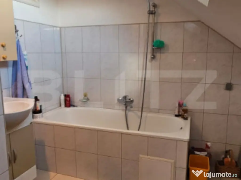 CASA CU 6 CAMERE, 293 MP UTILI SI GARAJ - DEVA