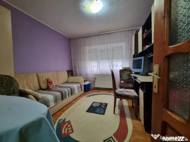 Apartament 3 camere Neagoe Voda sau schimb cu 2 camere + dif