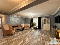 Vila moderna casa renovata cu 2 apartamente si teren gener