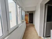Apartament cu 3 camere de inchiriat 