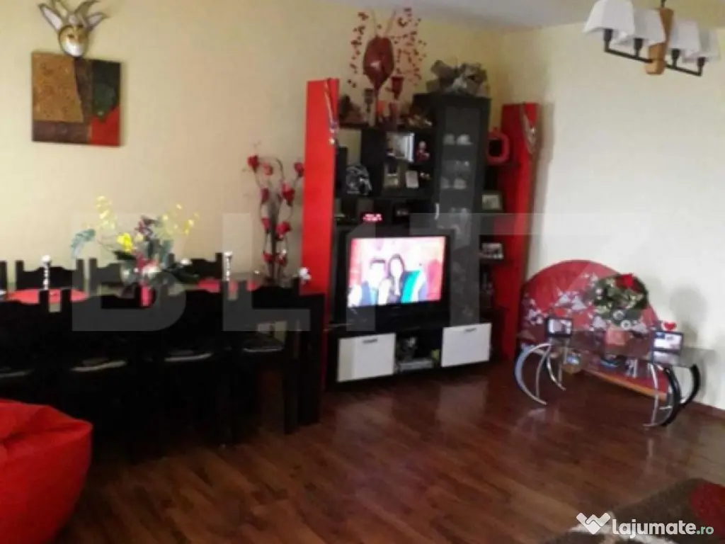 Vila 4 camere, 150 mp, zona Bucium