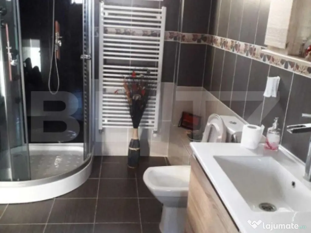 Vila 4 camere, 150 mp, zona Bucium