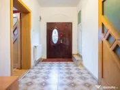 De inchiriat apartament 3 camere la casă, zona Florilor ... 