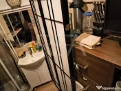 Garsoniera, Universitate 