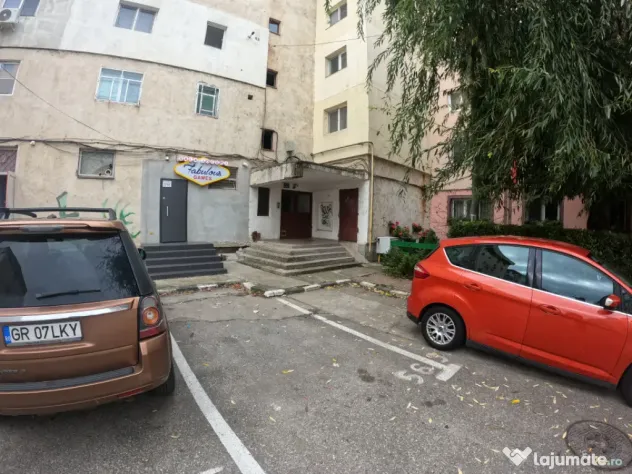 Spațiu Comercial de Închiriat – 60 mp, Zonă Intens Cir