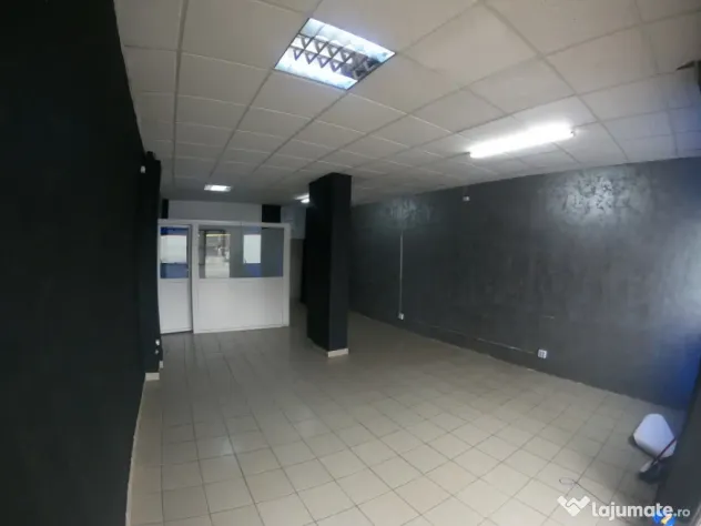 Spațiu Comercial de Închiriat – 60 mp, Zonă Intens Cir