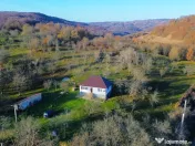 De vanzare: Casa traditională cu teren mare, ideal pentr... 