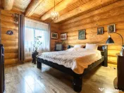 Doua case in stil canadian – confort modern intr-un cad... 