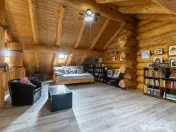 Doua case in stil canadian – confort modern intr-un cad... 