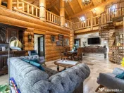 Doua case in stil canadian – confort modern intr-un cad... 