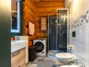 Doua case in stil canadian – confort modern intr-un cad... 