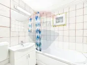 Apartament cu 4 camere de vânzare în zona Rahova 