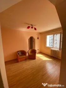 Apartament 3 camere Manastur-str Ciucas