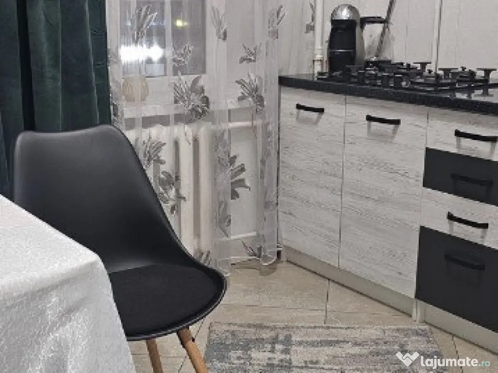 Garsoniera de inchiriat in zona Dristor