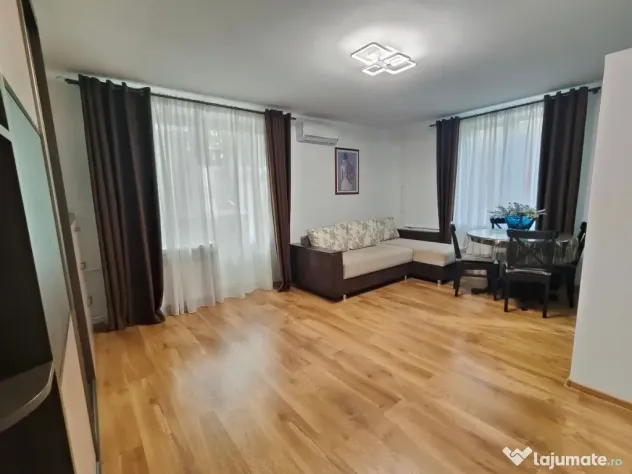 Garsoniera de inchiriat in zona Aparatori Patriei