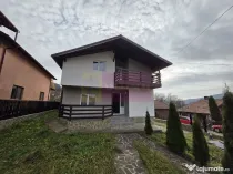 Vila de vacanta cu 4 camere de vanzare in Valea Doftanei