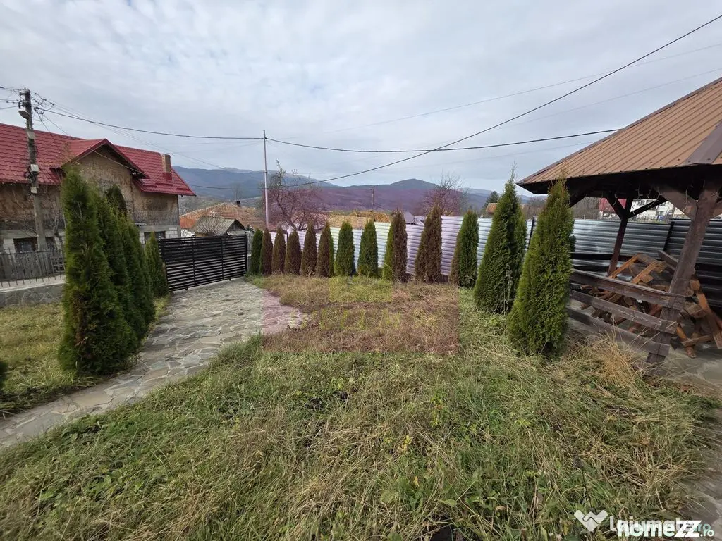 Vila de vacanta cu 4 camere de vanzare in Valea Doftanei - Valea Doftanei (Prahova)
