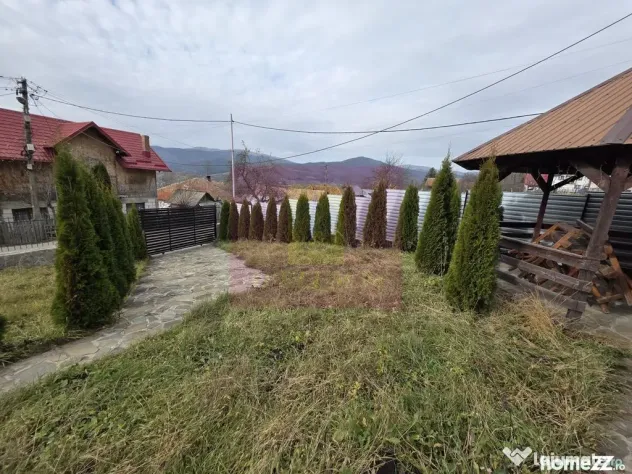 Vila de vacanta cu 4 camere de vanzare in Valea Doftanei - Valea Doftanei (Prahova)